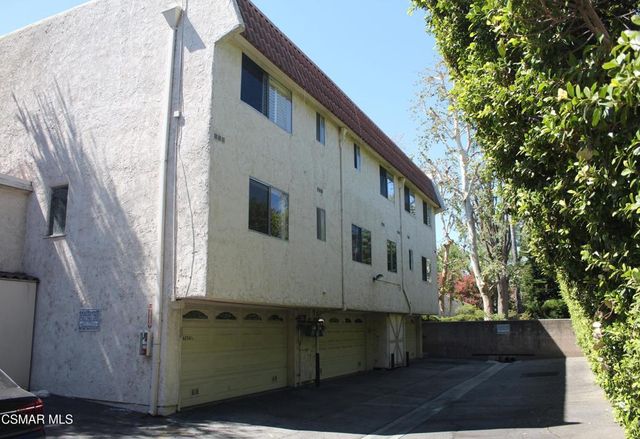 6254 Shoup Avenue, Woodland Hills, CA 91367