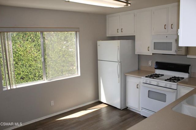 6254 Shoup Avenue, Woodland Hills, CA 91367