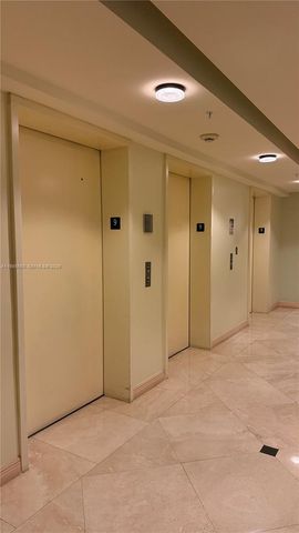 2080 S Ocean Dr 905, Hallandale Beach, FL 33009