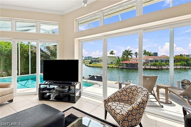 200 Copperfield CT, Marco Island, FL 34145