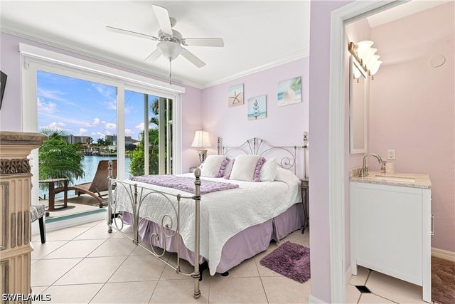 200 Copperfield CT, Marco Island, FL 34145