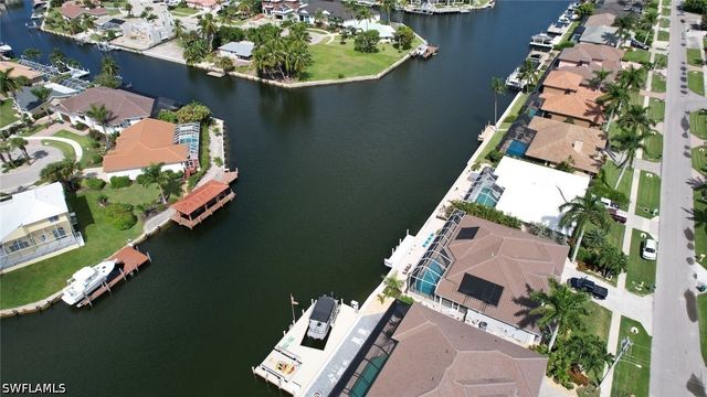 200 Copperfield CT, Marco Island, FL 34145