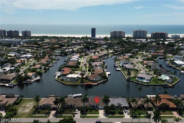 200 Copperfield CT, Marco Island, FL 34145