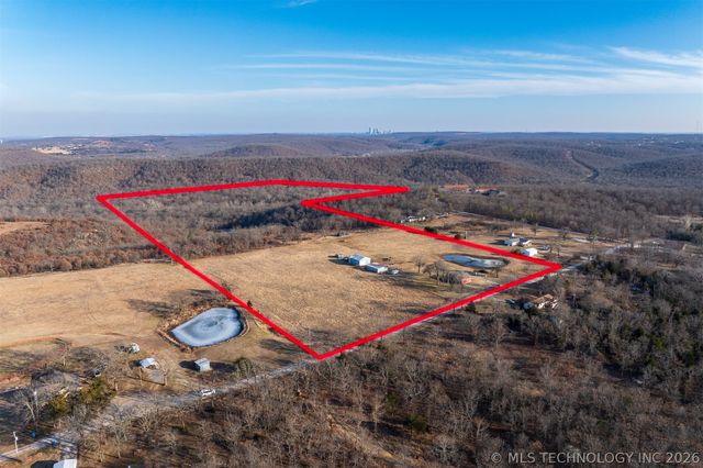 5413 N 105th West Avenue, Sand Springs, OK 74063