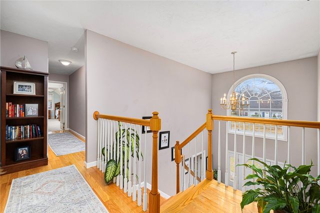 33 Old Meadow Lane, Cumberland, RI 02864