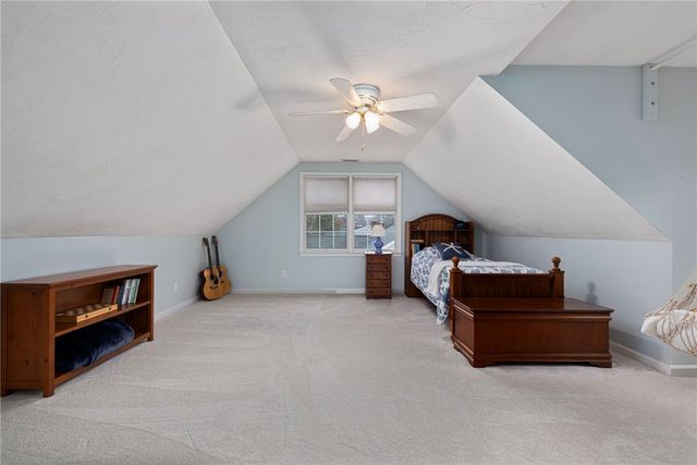 33 Old Meadow Lane, Cumberland, RI 02864