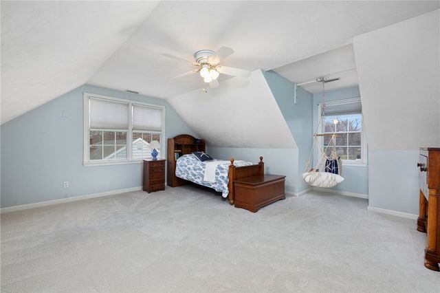 33 Old Meadow Lane, Cumberland, RI 02864