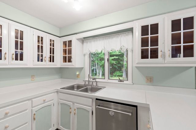 16 Watson Drive, Rochester, NH 03867