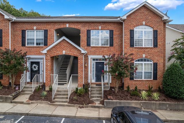 6952 Highway 70 S Apt 124, Nashville, TN 37221