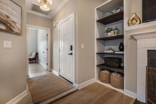 6952 Highway 70 S Apt 124, Nashville, TN 37221