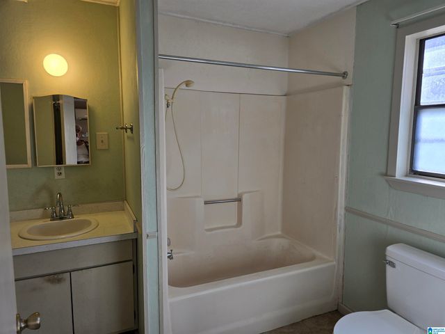 1958 HORNS LAKE ROAD, Talladega, AL 35160