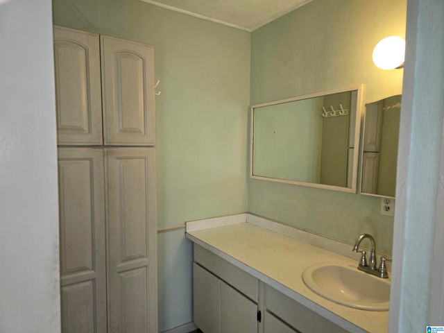 1958 HORNS LAKE ROAD, Talladega, AL 35160