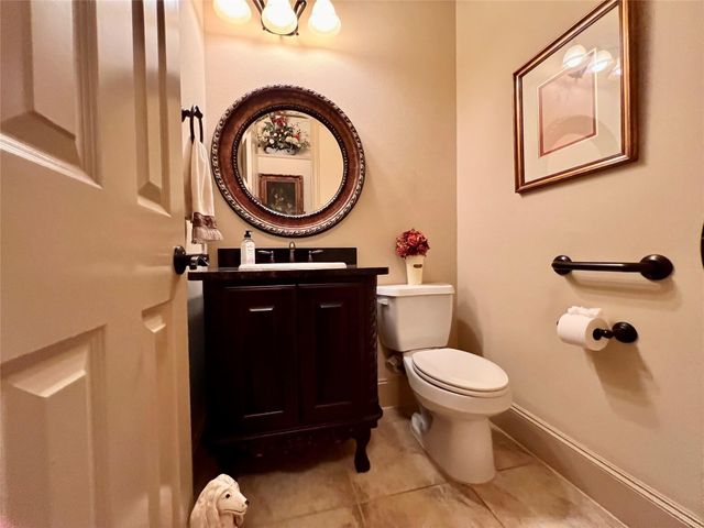 6 Sheephorn Court, The Woodlands, TX 77354