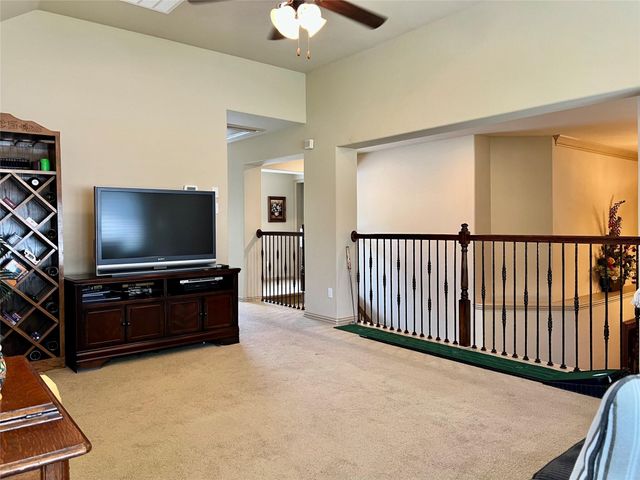 6 Sheephorn Court, The Woodlands, TX 77354