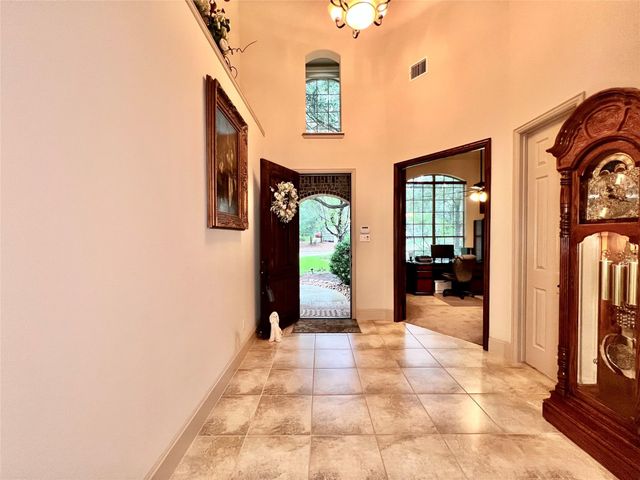 6 Sheephorn Court, The Woodlands, TX 77354