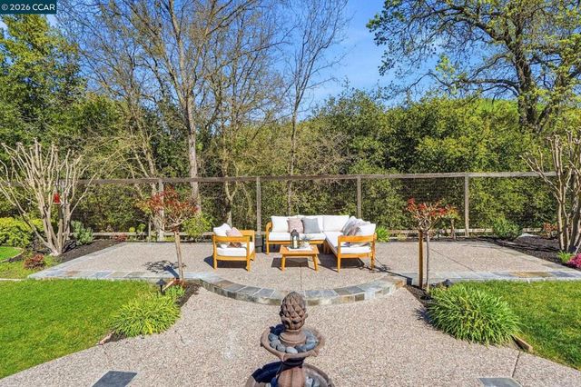 1038 Mccauley Rd, Danville, CA 94526