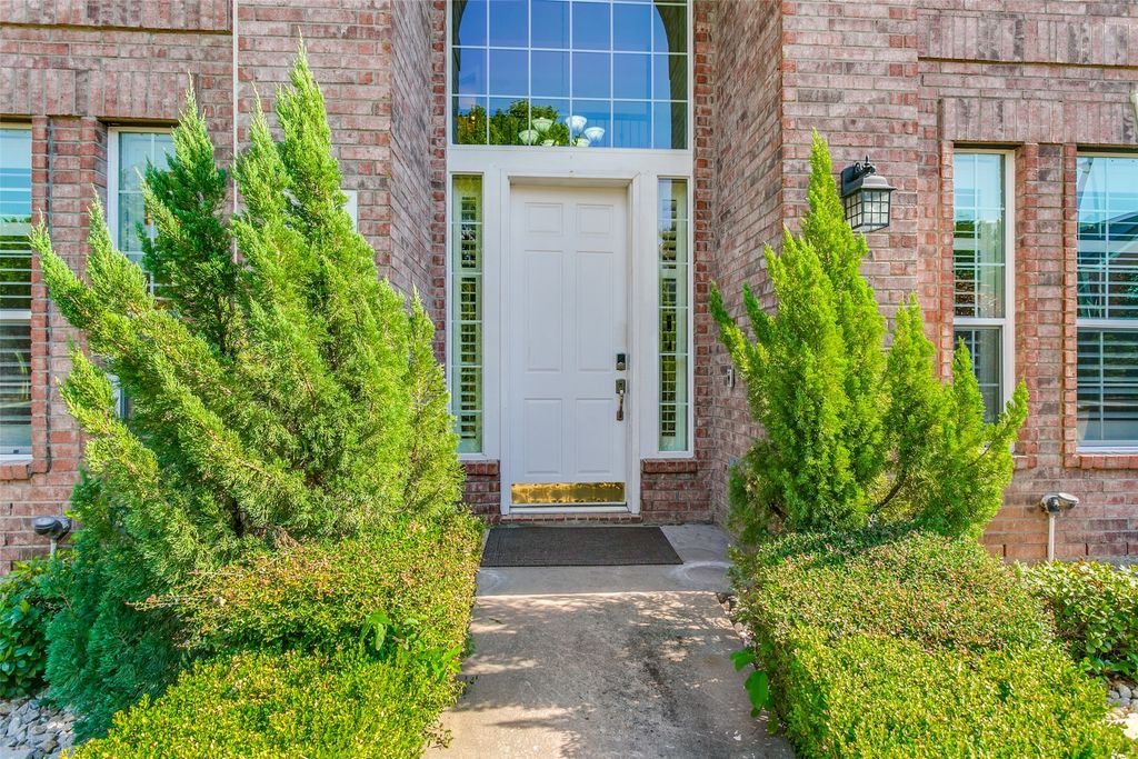 1224 Willowdale Lane, Irving, TX 75063 — photo 3