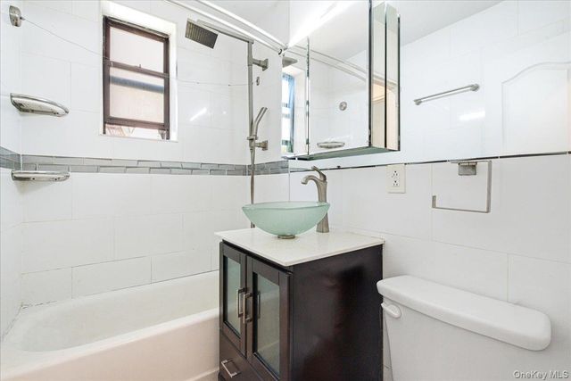 103-25 68th Avenue 2S, Forest Hills, NY 11375