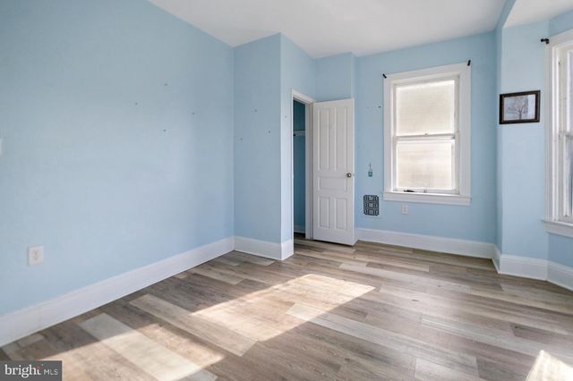 217 E KING, York, PA 17403