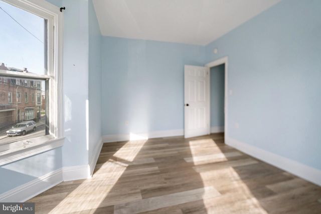 217 E KING, York, PA 17403