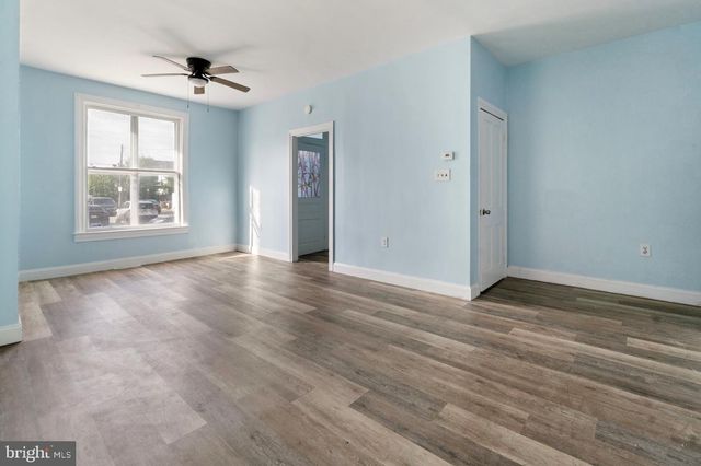 217 E KING, York, PA 17403
