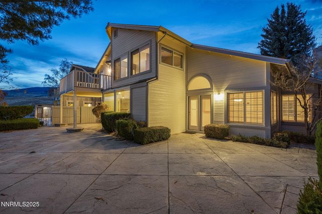 2678 Starr Meadows Loop, Reno, NV 89519