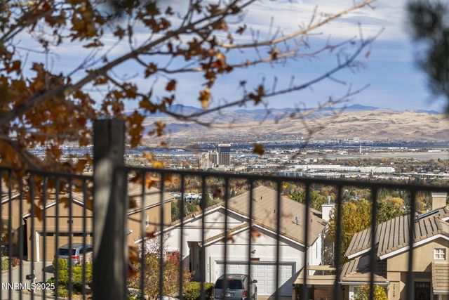 2678 Starr Meadows Loop, Reno, NV 89519