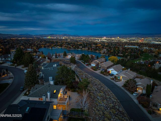 2678 Starr Meadows Loop, Reno, NV 89519