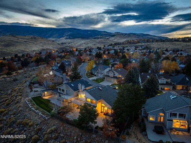 2678 Starr Meadows Loop, Reno, NV 89519