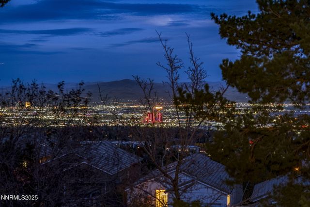 2678 Starr Meadows Loop, Reno, NV 89519