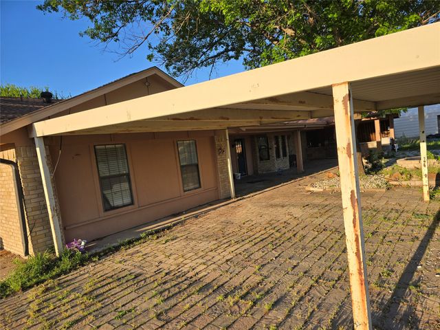 1100 Creek Bend Lane, Lucas, TX 75002