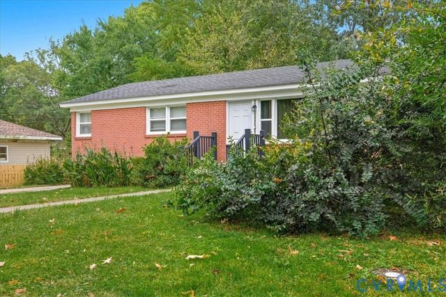 1702 Tabb Ave, Hopewell, VA 23860