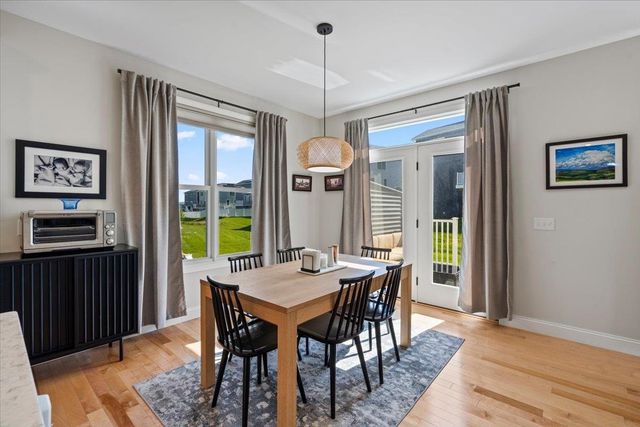 172 Two Brothers Drive, South Burlington, VT 05403
