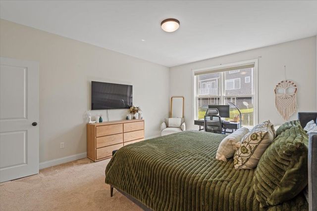 172 Two Brothers Drive, South Burlington, VT 05403