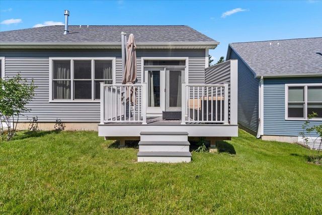 172 Two Brothers Drive, South Burlington, VT 05403