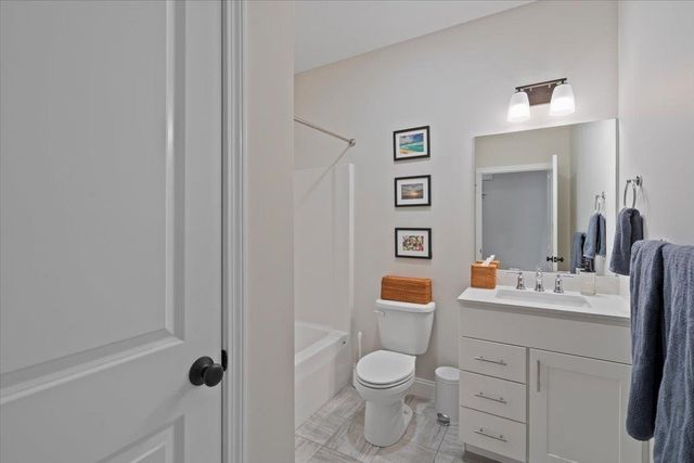 172 Two Brothers Drive, South Burlington, VT 05403