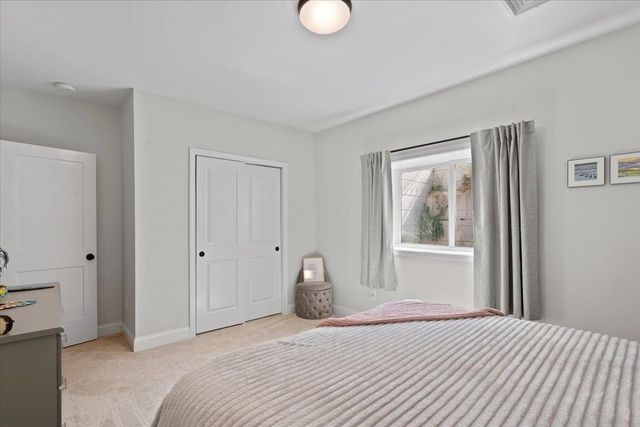 172 Two Brothers Drive, South Burlington, VT 05403