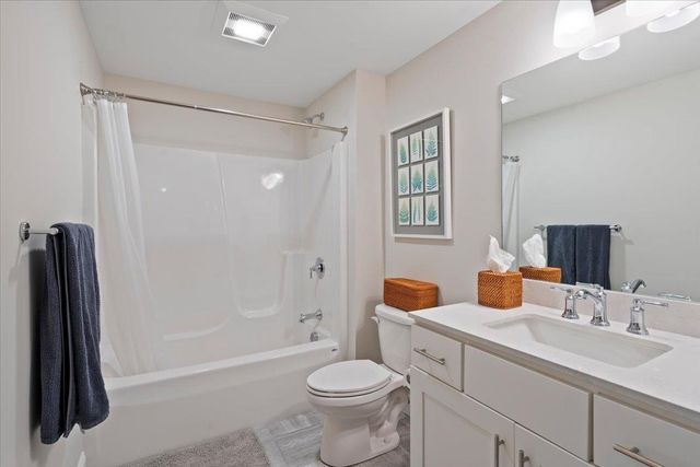 172 Two Brothers Drive, South Burlington, VT 05403