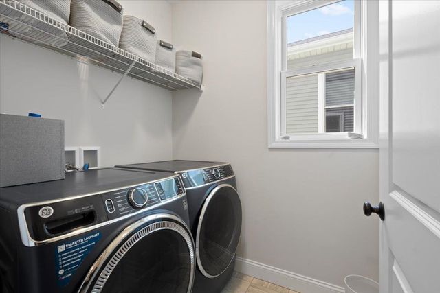 172 Two Brothers Drive, South Burlington, VT 05403