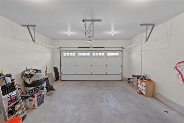 172 Two Brothers Drive, South Burlington, VT 05403
