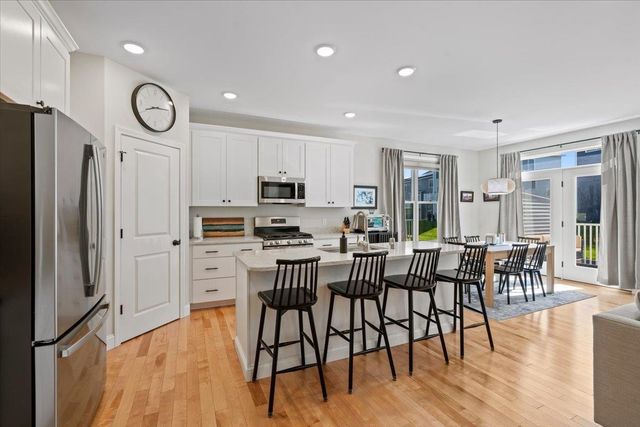 172 Two Brothers Drive, South Burlington, VT 05403
