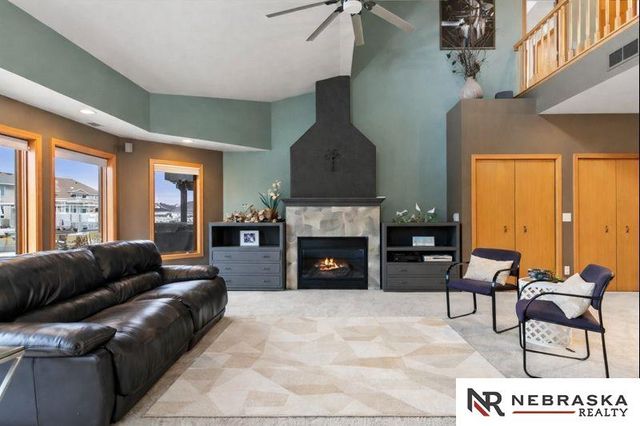 515 Pier 2, Lincoln, NE 68528