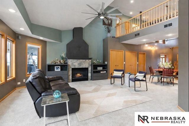 515 Pier 2, Lincoln, NE 68528