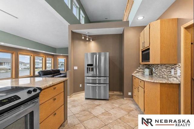 515 Pier 2, Lincoln, NE 68528