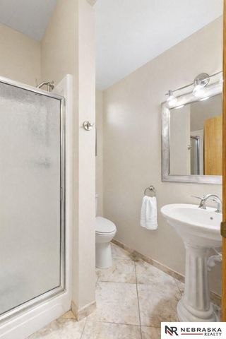 515 Pier 2, Lincoln, NE 68528