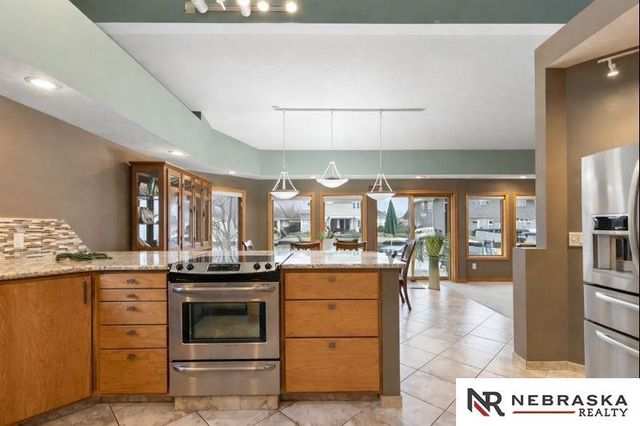 515 Pier 2, Lincoln, NE 68528