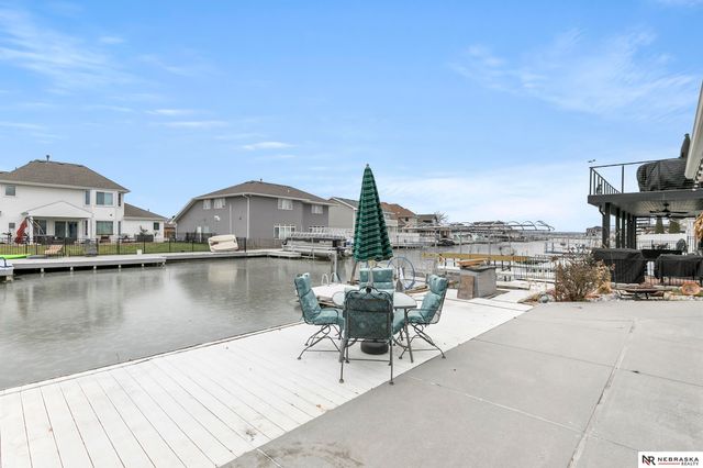 515 Pier 2, Lincoln, NE 68528