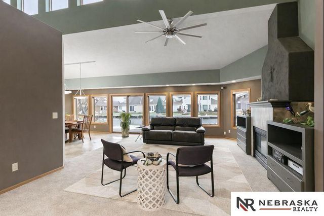 515 Pier 2, Lincoln, NE 68528