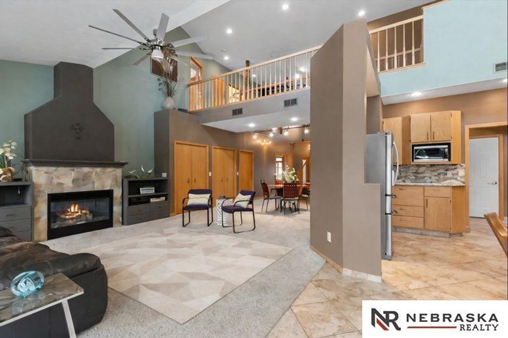 515 Pier 2, Lincoln, NE 68528