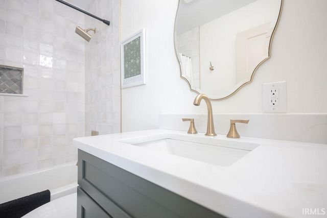 1122 S Fess Avenue, Bloomington, IN 47401